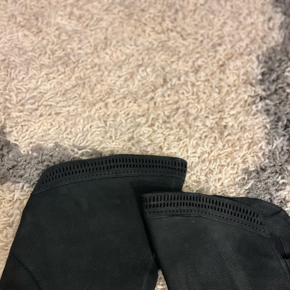 COPY - Like new Vince Camuto Karinda over the knee suede boots - Picture 7 of 14